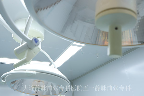 五一血管病医院解析大连哪家医院静脉曲张做得好